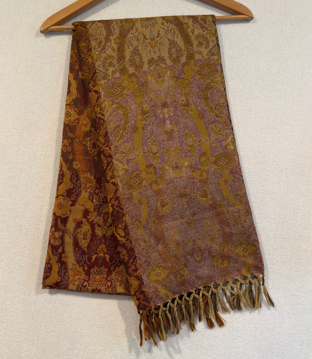 ✨ MOKSHA Woven Jacquard Paisley Pashmina Wrap ✨